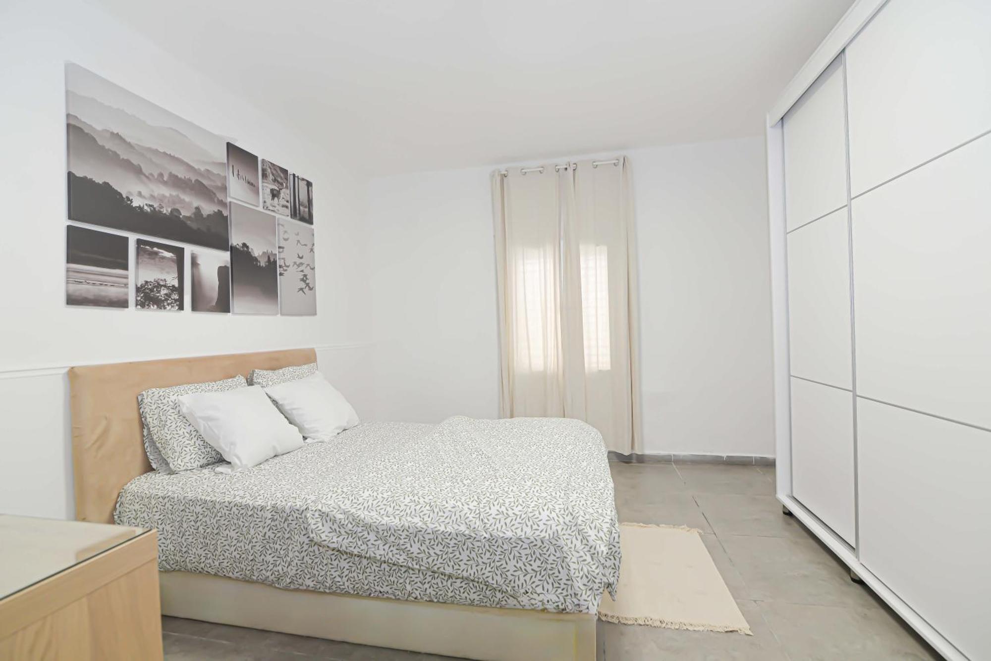 הדירה בלבן Apartment Hadera Exterior foto